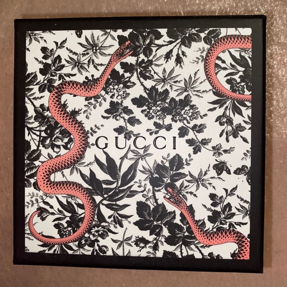 NWT GUCCI HEART WEB BRACELET - Picture 8 of 8